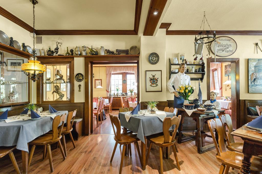 Hotel Rappen Rothenburg Ob Der Tauber Bagian luar foto